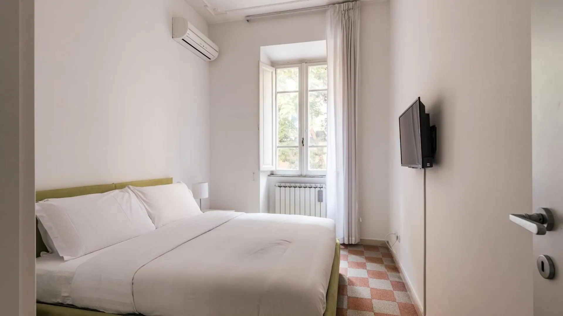 Iflat Mid-Century Modern Vatican Apartment Rome